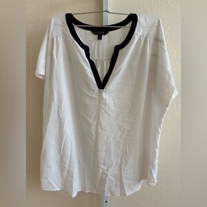 Banana Republic Contrast Trim Blouse in Cocoon - Size XL